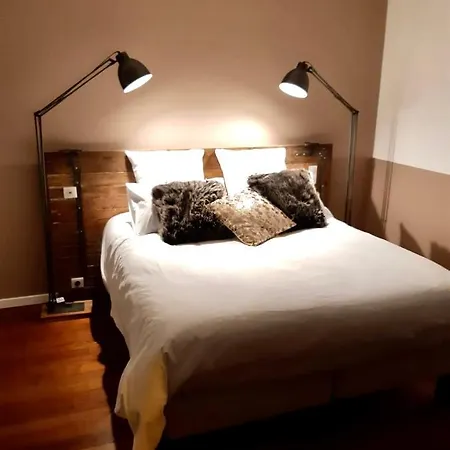 L'Atelier Des Magnolias Bed & Breakfast Aumont-en-Halatte Exterior photo